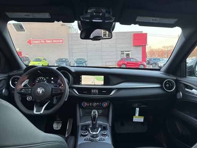 2025 Alfa Romeo Stelvio Sprint AWD
