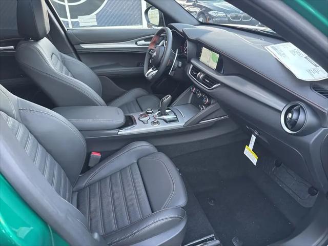2025 Alfa Romeo Stelvio Sprint AWD