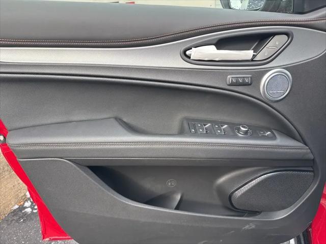 2025 Alfa Romeo Stelvio Sprint AWD