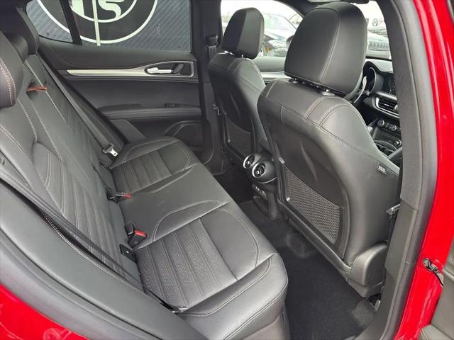 2025 Alfa Romeo Stelvio Sprint AWD