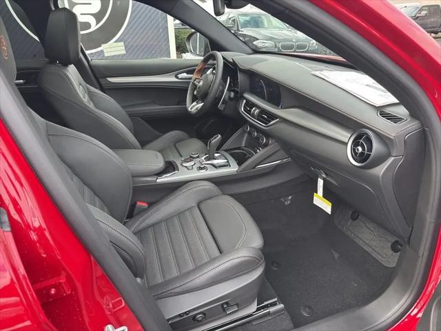 2025 Alfa Romeo Stelvio Sprint AWD