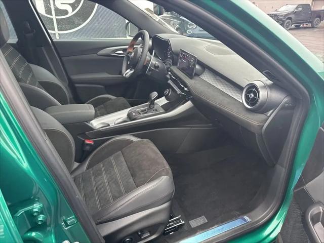 2025 Alfa Romeo Tonale Intensa AWD