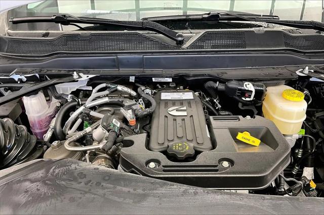 2026 Ram 2500 Warlock Crew Cab 4x4 64 Box