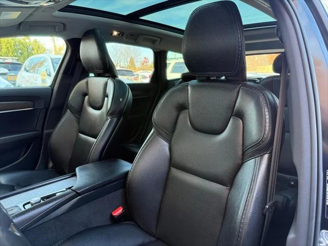 2020 Volvo V90 Cross Country T6