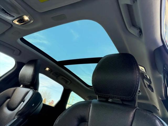 2020 Volvo V90 Cross Country T6
