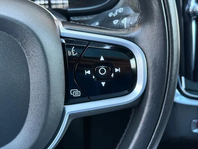 2020 Volvo V90 Cross Country T6