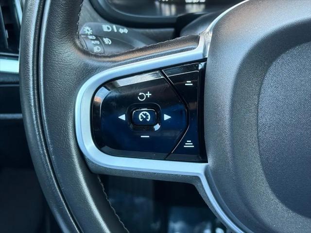 2020 Volvo V90 Cross Country T6