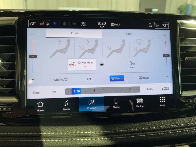 2026 Chrysler Pacifica Select AWD