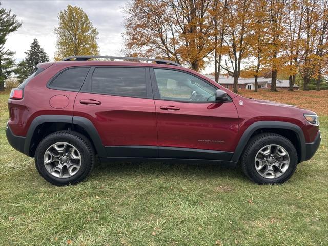 2019 Jeep Cherokee Trailhawk 4x4 2019 Jeep Cherokee Trailhawk 4x4