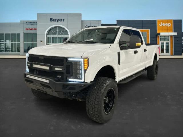 2018 Ford F-350 XLT 2018 Ford F-350 XLT