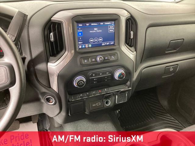 2022 Chevrolet Silverado 1500 4WD Crew Cab Short Bed Custom 2022 Chevrolet Silverado 1500 4WD Crew Cab Short Bed Custom