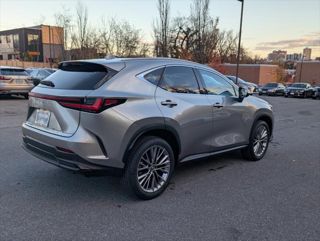 2022 Lexus NX 350h Premium