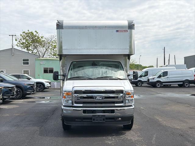 2026 Ford E-450 Cutaway Base
