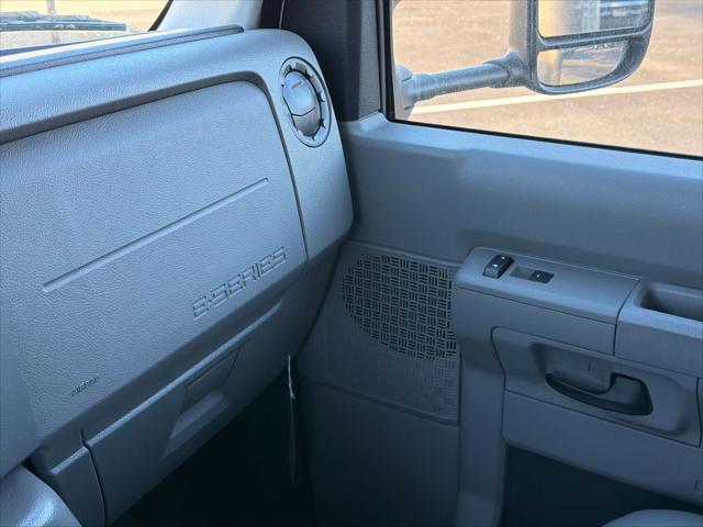2026 Ford E-450 Cutaway Base