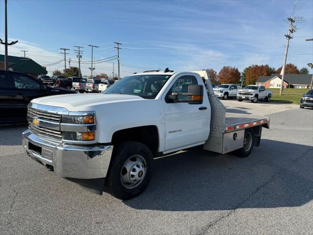 2017 Chevrolet Silverado 3500HD Chassis WT 2017 Chevrolet Silverado 3500HD Chassis WT