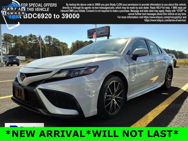 2024 Toyota Camry SE Nightshade