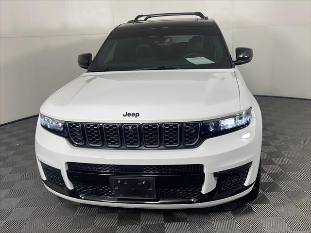 2023 Jeep Grand Cherokee L Summit 4x4 2023 Jeep Grand Cherokee L Summit 4x4