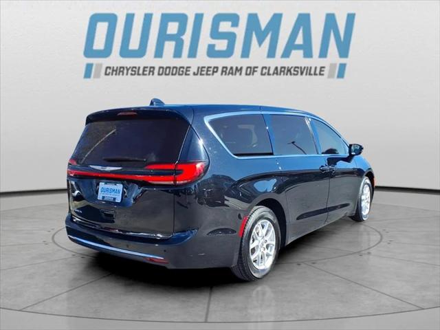 2024 Chrysler Pacifica Touring L 2024 Chrysler Pacifica Touring L