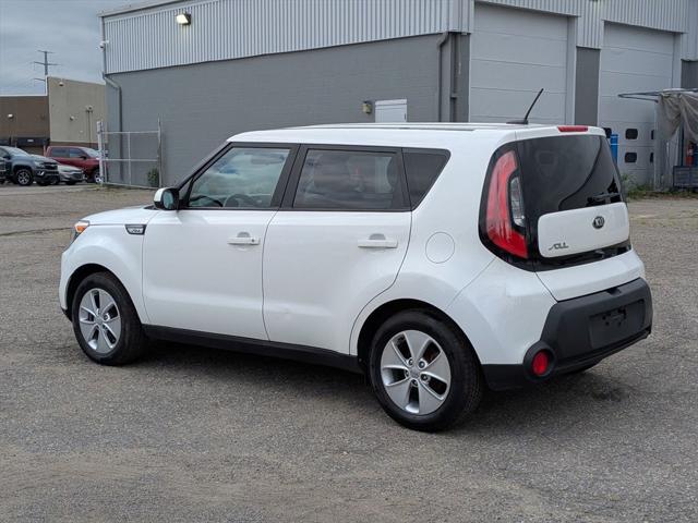 2016 Kia Soul Base