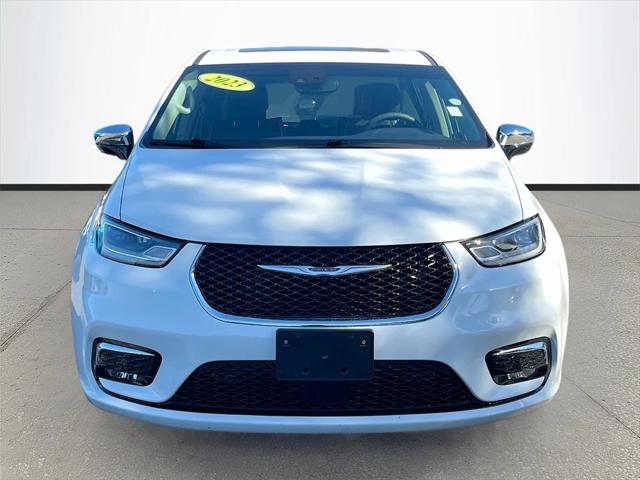 2023 Chrysler Pacifica Hybrid Limited 2023 Chrysler Pacifica Hybrid Limited