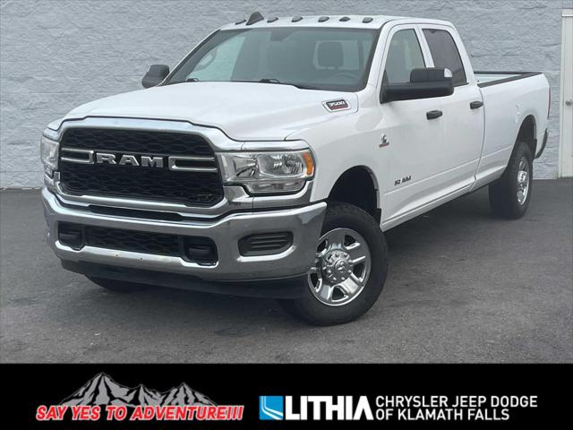 2022 RAM 3500 Tradesman Crew Cab 4x4 8 Box 2022 RAM 3500 Tradesman Crew Cab 4x4 8 Box