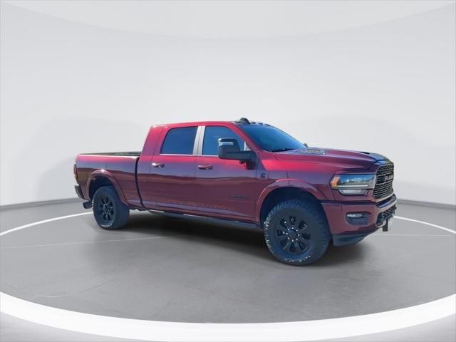 2024 RAM 3500 Limited Mega Cab 4x4 64 Box 2024 RAM 3500 Limited Mega Cab 4x4 64 Box