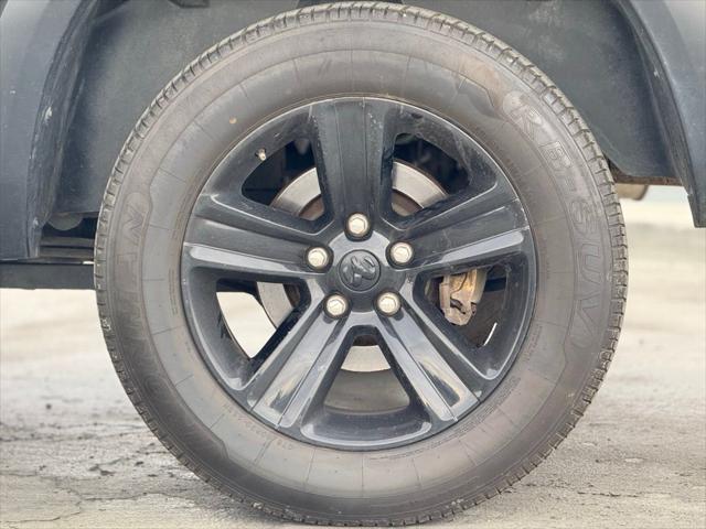 2023 RAM 1500 Classic Warlock Crew Cab 4x4 57 Box 2023 RAM 1500 Classic Warlock Crew Cab 4x4 57 Box