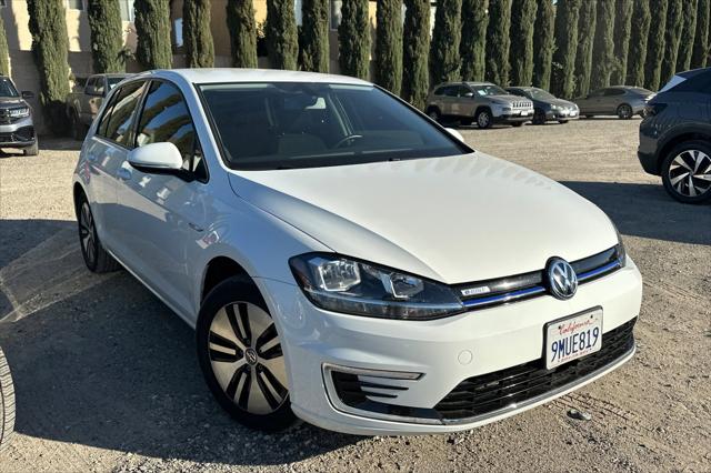 2019 Volkswagen e-Golf SE 2019 Volkswagen e-Golf SE