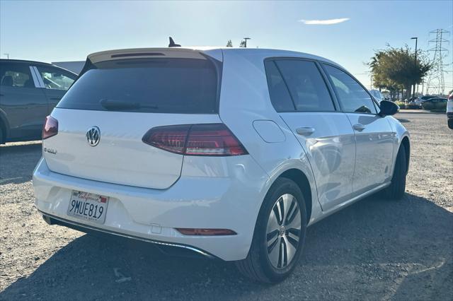 2019 Volkswagen e-Golf SE 2019 Volkswagen e-Golf SE