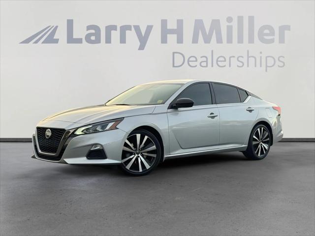 2020 Nissan Altima SR FWD 2020 Nissan Altima SR FWD