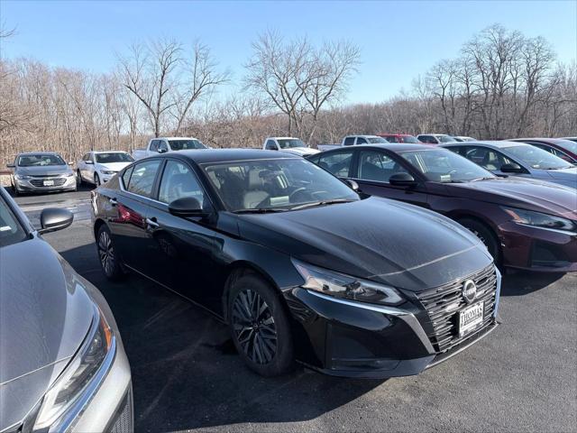 2024 Nissan Altima SV FWD