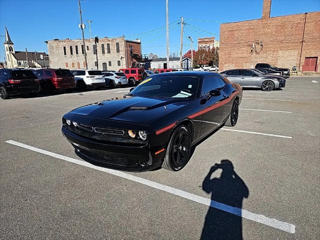 2016 Dodge Challenger SXT