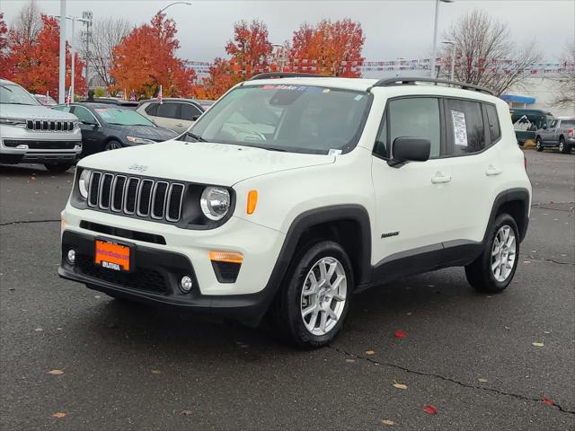 2023 Jeep Renegade Latitude 4x4 2023 Jeep Renegade Latitude 4x4
