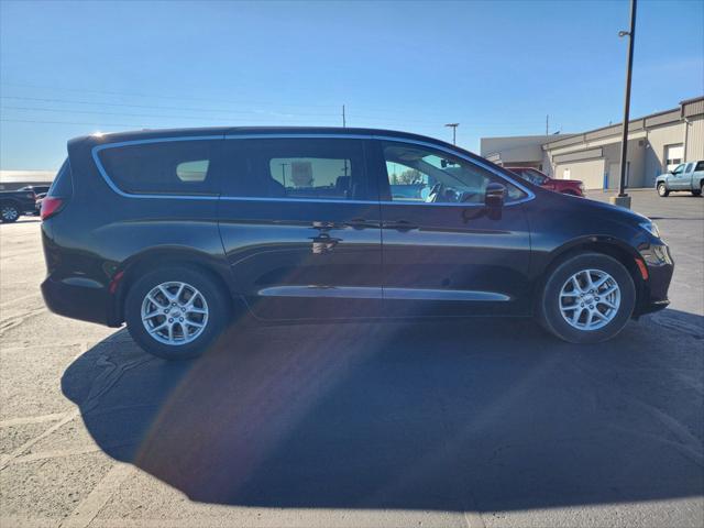 2024 Chrysler Pacifica Touring L 2024 Chrysler Pacifica Touring L