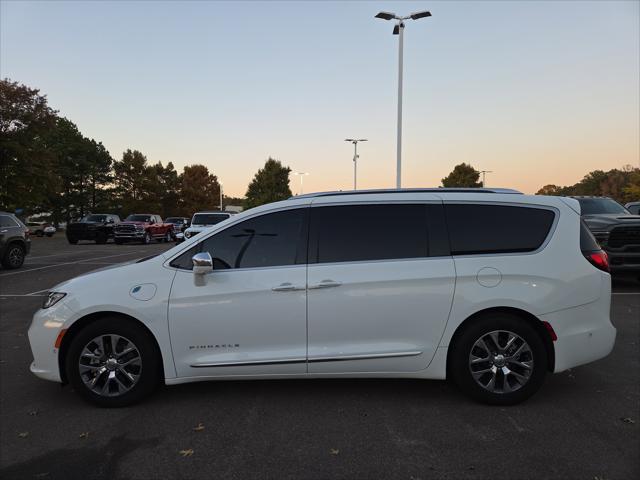 2022 Chrysler Pacifica Hybrid Pinnacle