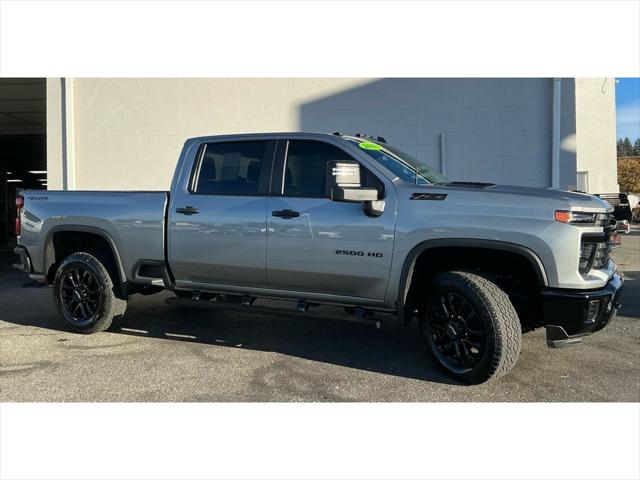 2025 Chevrolet Silverado 2500HD 4WD Crew Cab Standard Bed Custom 2025 Chevrolet Silverado 2500HD 4WD Crew Cab Standard Bed Custom