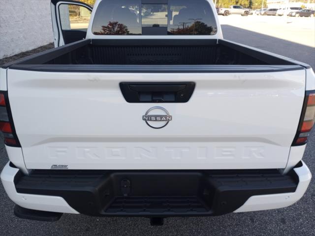 2026 Nissan Frontier Crew Cab Long Bed SV 4x2
