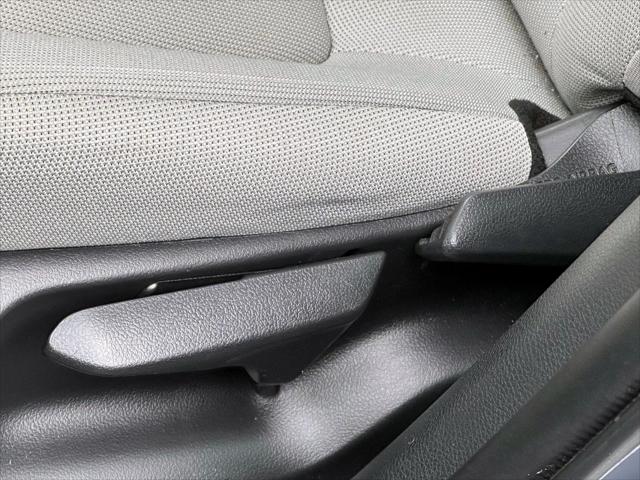 2023 Toyota Corolla Cross L [11]