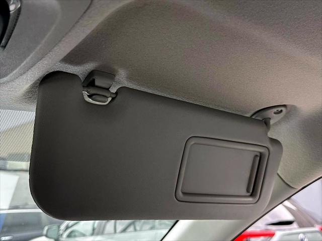 2023 Toyota Corolla Cross L [24]