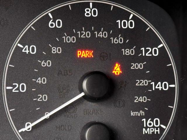 2023 Toyota Corolla Cross L [26]