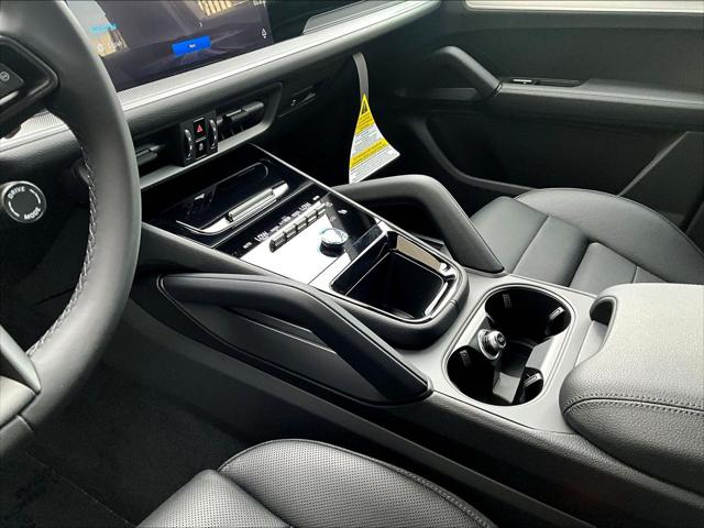 2026 Porsche Cayenne Unknown