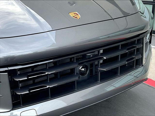 2026 Porsche Cayenne Unknown