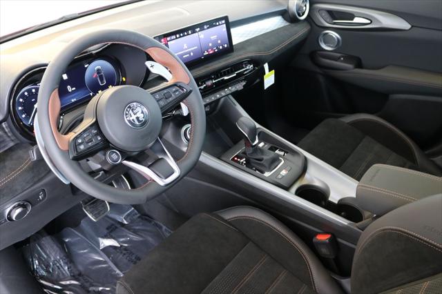 2025 Alfa Romeo Tonale Intensa AWD