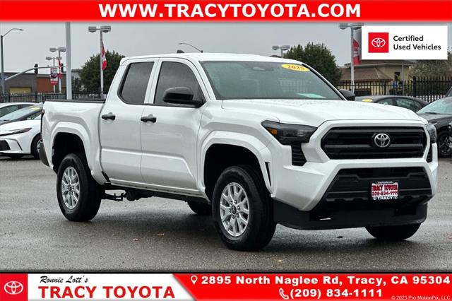 2025 Toyota Tacoma SR's photo