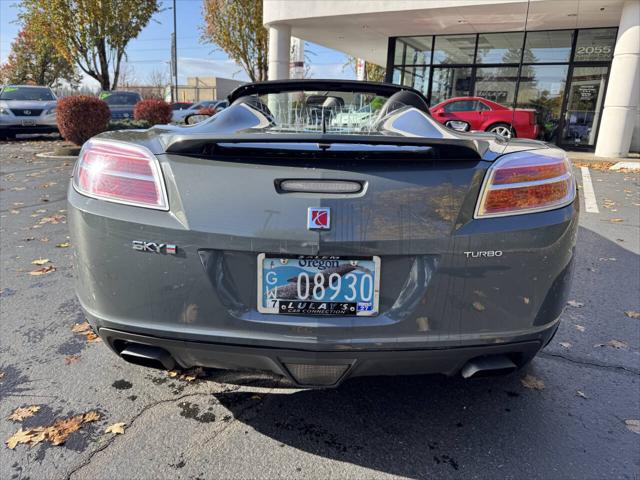 2008 Saturn Sky Red Line