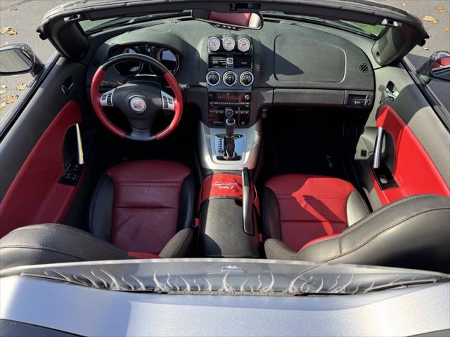 2008 Saturn Sky Red Line