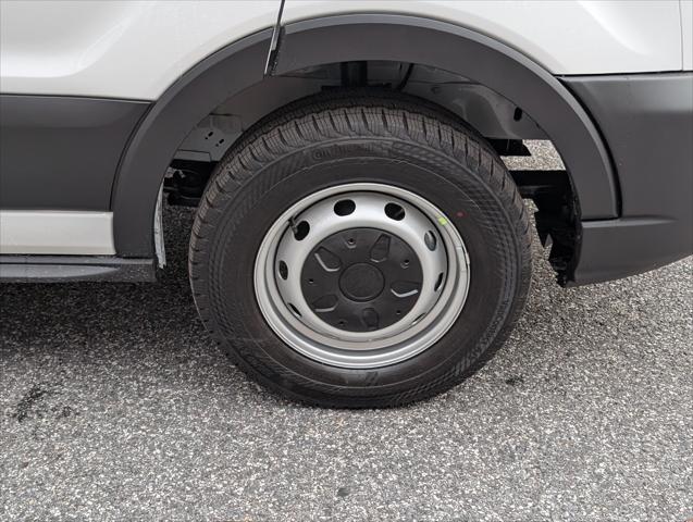 2026 Ford Transit Cargo Van T-250 148 Med Rf 9150 GVWR RWD