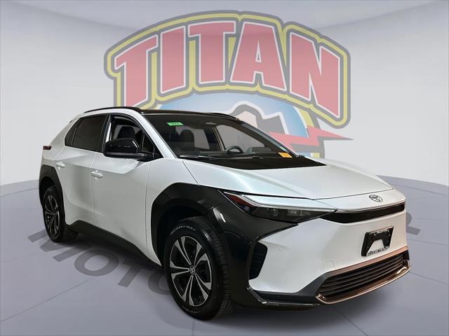 2025 Toyota bZ4X XLE AWD (Natl) [0]