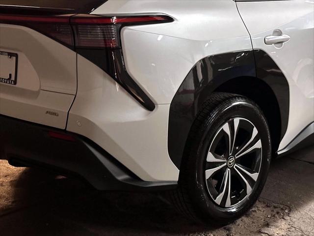 2025 Toyota bZ4X XLE AWD (Natl) [9]