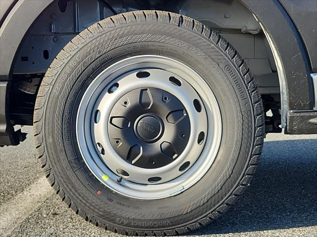 2026 Ford Transit Cargo Van T-250 148 Med Rf 9150 GVWR RWD